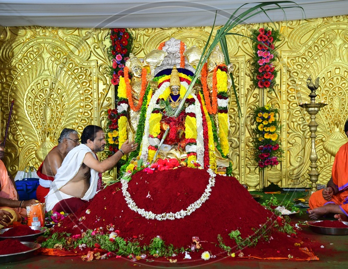 f9e19c4701ebe64eac6ea809275bd951